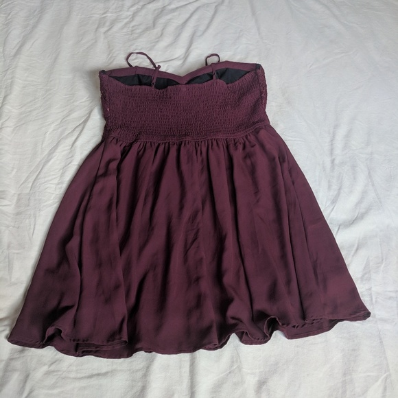 Dress - Picture 2 of 3